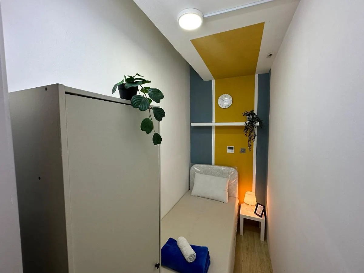 Проживание в семье Lovely Partition Room In Barsha 1 Near Metro Дубай ОАЭ
