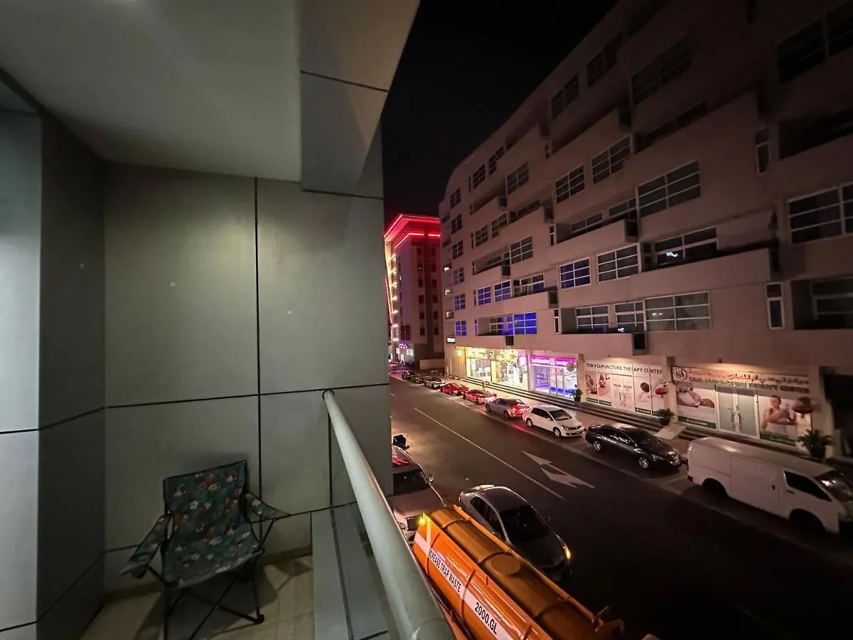Rum i privatbostad Lovely Partition Room In Barsha 1 Near Metro Dubai